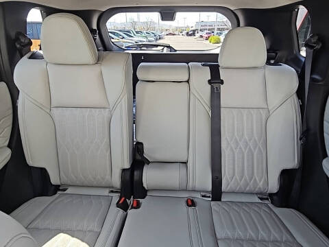 2025 Mitsubishi Outlander SEL Platinum Edition