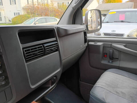 2004 Chevrolet Express