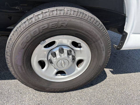 2020 Chevrolet Express 2500