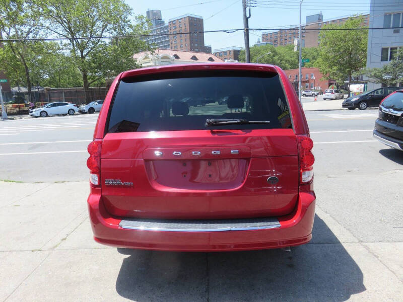 2014 Dodge Grand Caravan SE