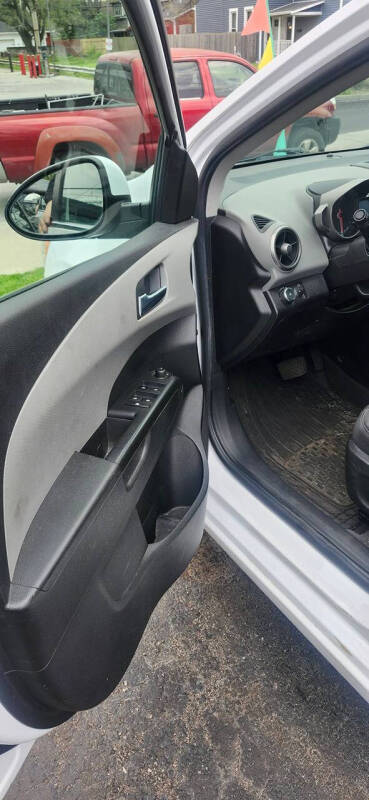 2013 Chevrolet Sonic LT Auto