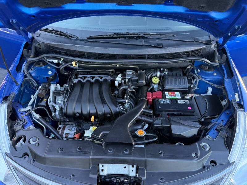 2012 Nissan Versa 1.8 S