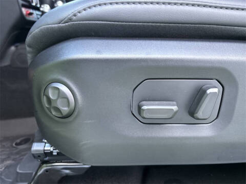 2025 Jeep Wrangler Rubicon X