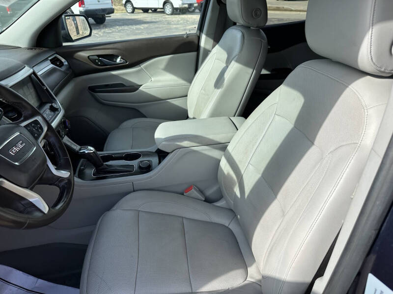 2017 GMC Acadia SLT-2