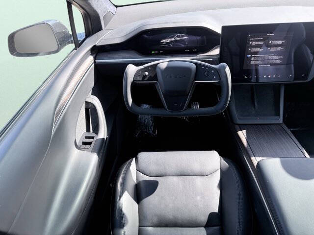 2023 Tesla Model X Standard Range