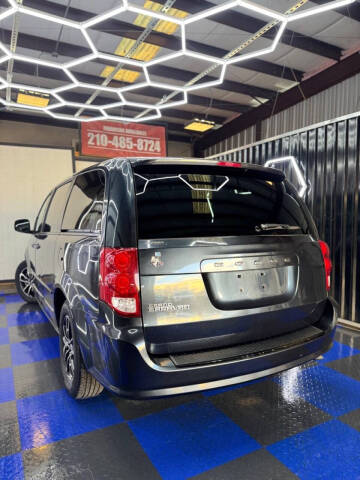 2014 Dodge Grand Caravan SE