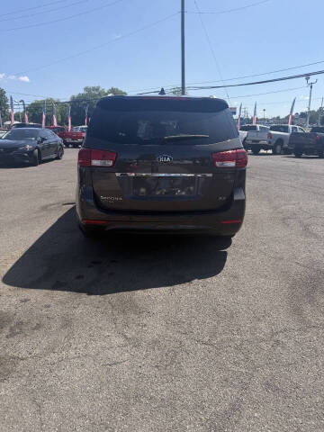 2017 Kia Sedona EX