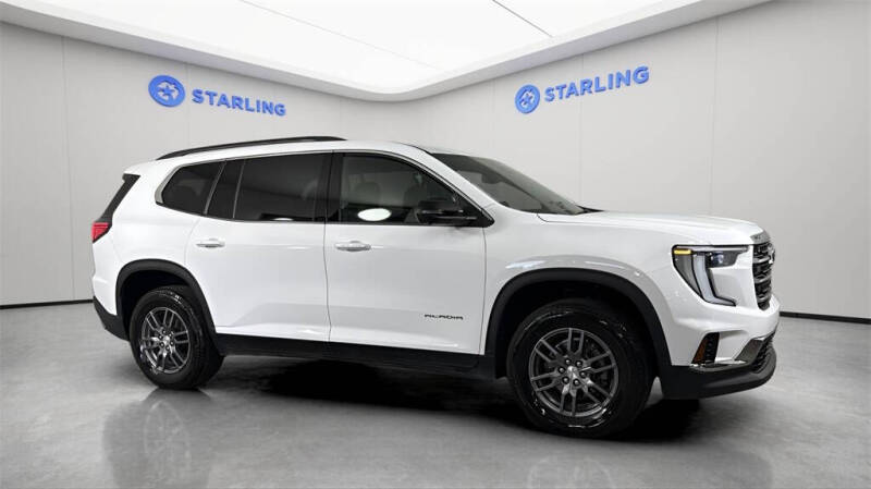 2025 GMC Acadia Elevation