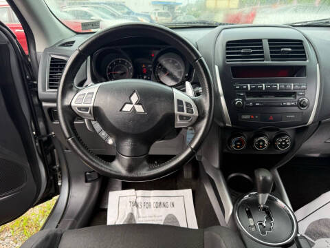 2013 Mitsubishi Outlander Sport ES