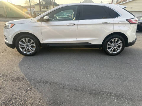 2019 Ford Edge Titanium