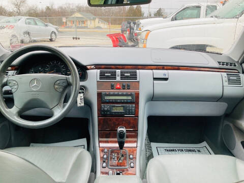 2001 Mercedes-Benz E-Class E 320