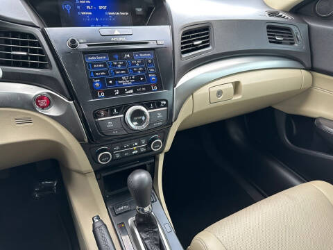 2016 Acura ILX w/Tech