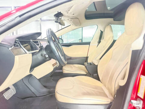 2013 Tesla Model S Performance