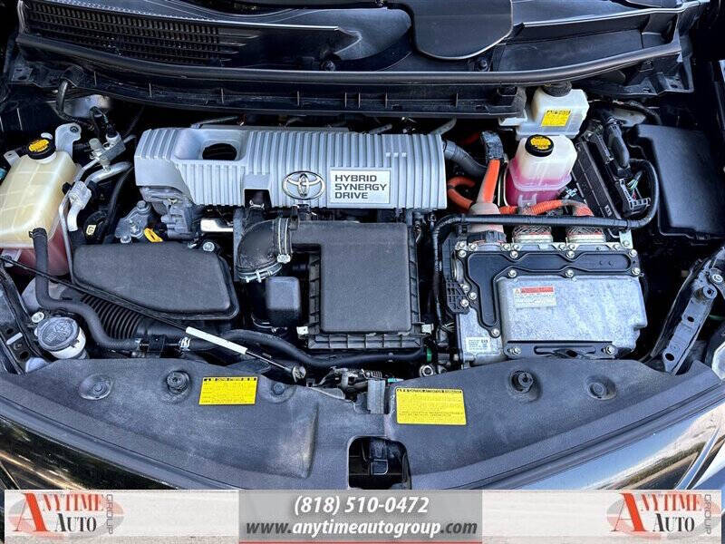 2012 Toyota Prius v Five