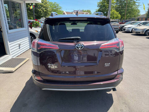 2017 Toyota RAV4 XLE