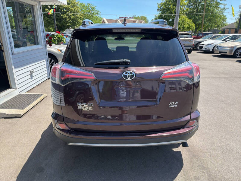 2017 Toyota RAV4 XLE