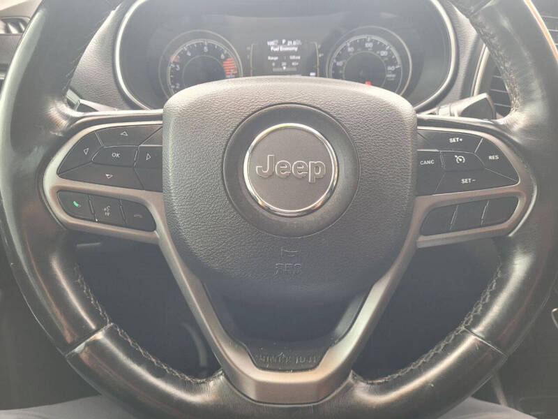 2019 Jeep Cherokee Latitude Plus