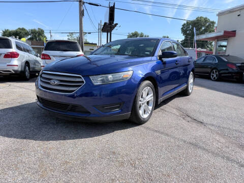 2015 Ford Taurus SEL