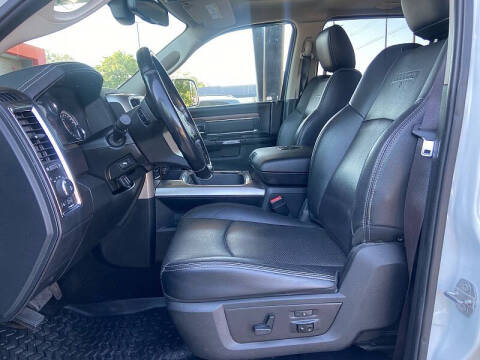 2017 RAM 1500 Laramie