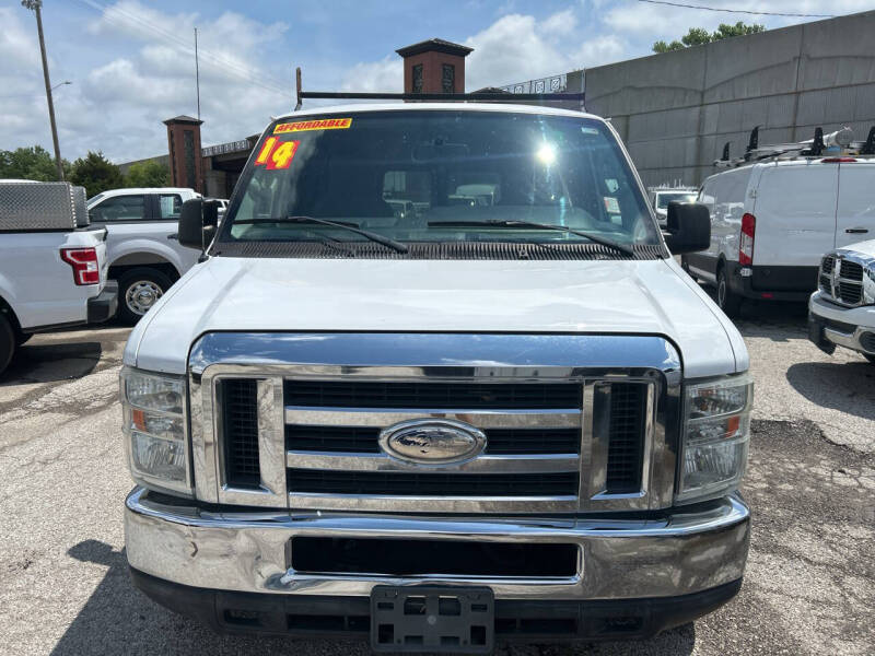 2014 Ford E-Series E-350 SD XLT