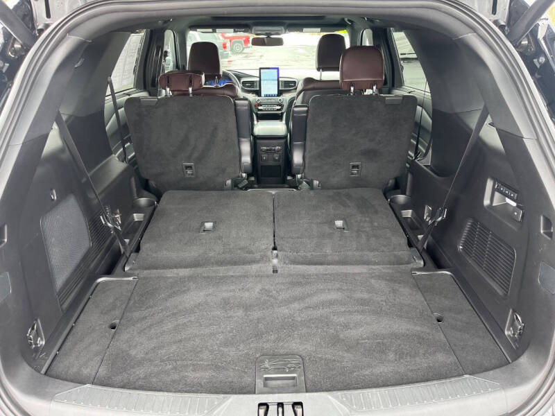 2020 Ford Explorer Platinum