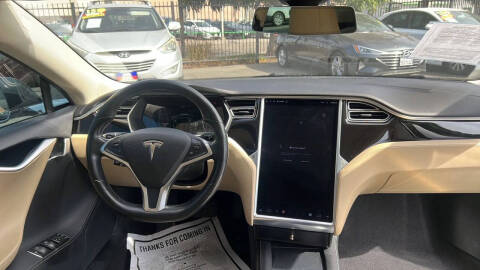 2014 Tesla Model S