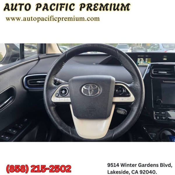 2016 Toyota Prius Four