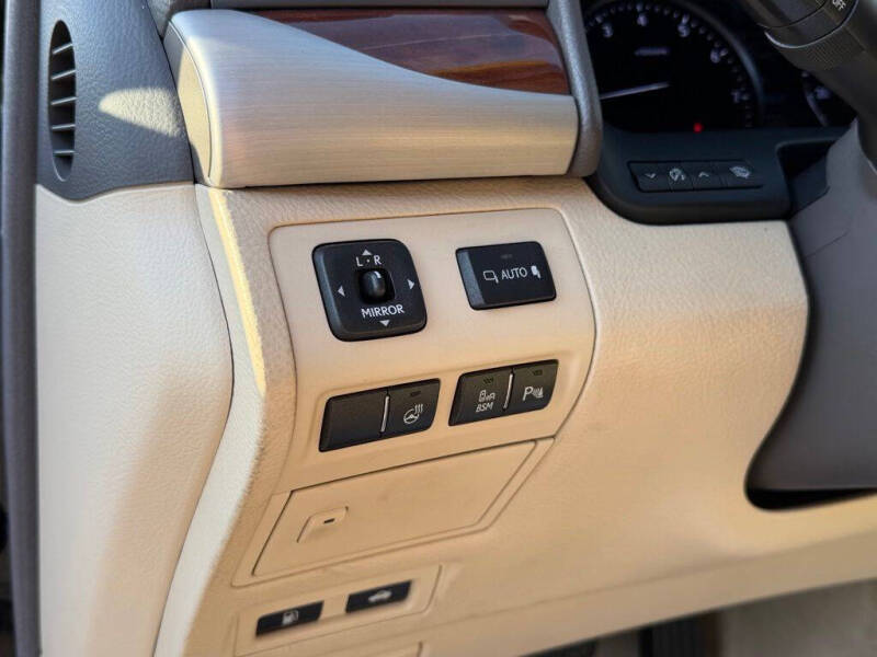 2015 Lexus LS 460