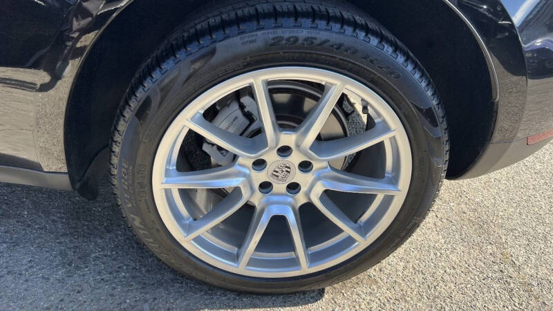 2016 Porsche Macan S