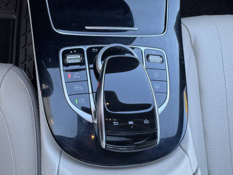 2017 Mercedes-Benz E-Class E 300 4MATIC