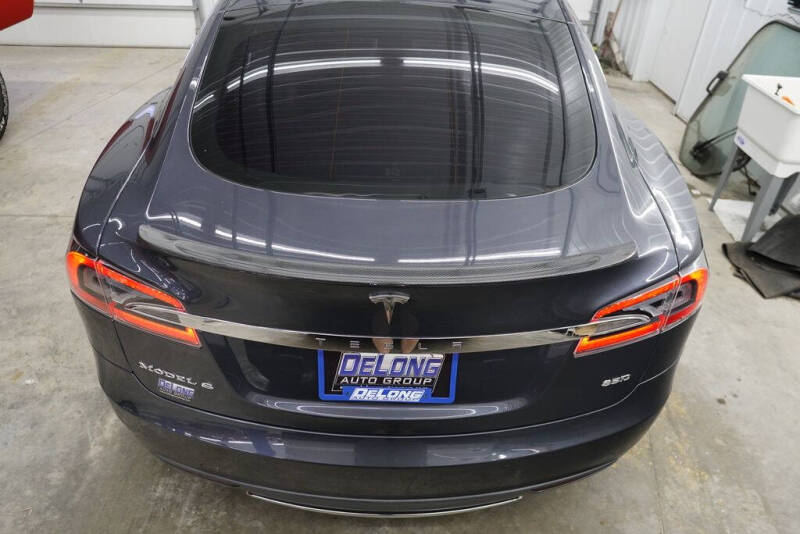 2015 Tesla Model S