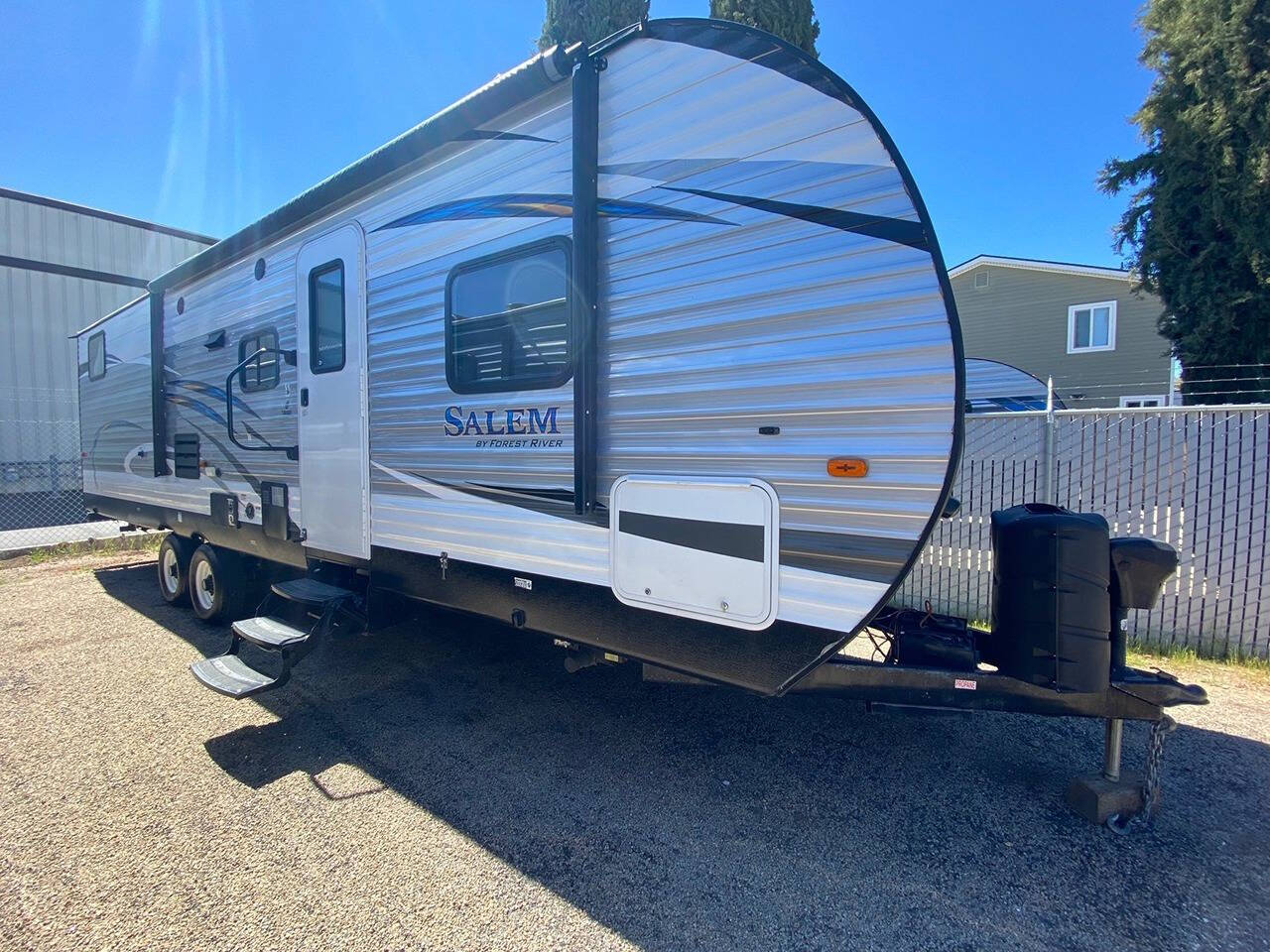 2019 Forest River Salem 30QBSS for sale at Get Away RV Sales in Templeton, CA