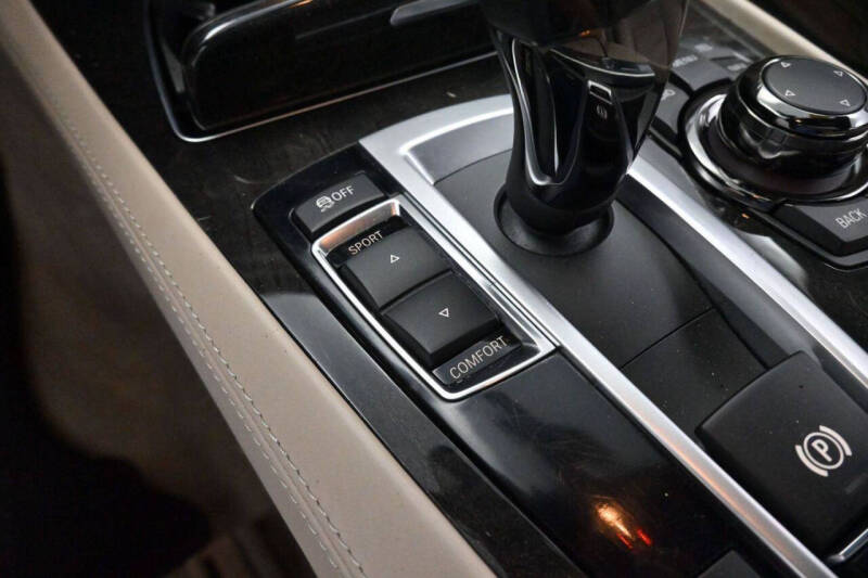 2013 BMW 7 Series 750i
