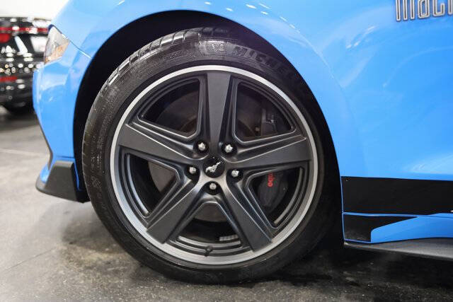 2022 Ford Mustang Mach 1