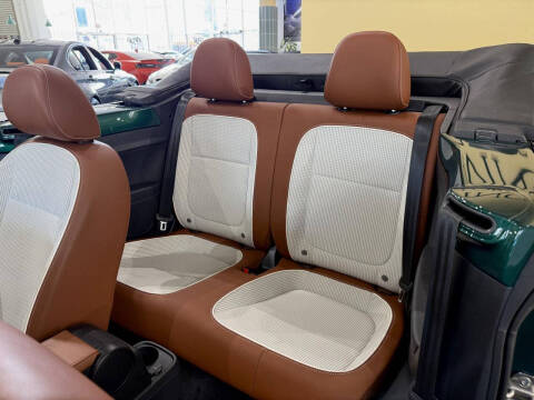 2017 Volkswagen Beetle Convertible 1.8T Classic