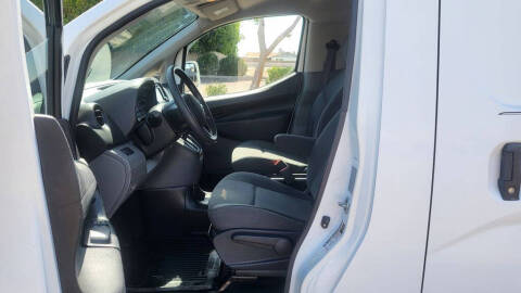 2017 Nissan NV200 SV