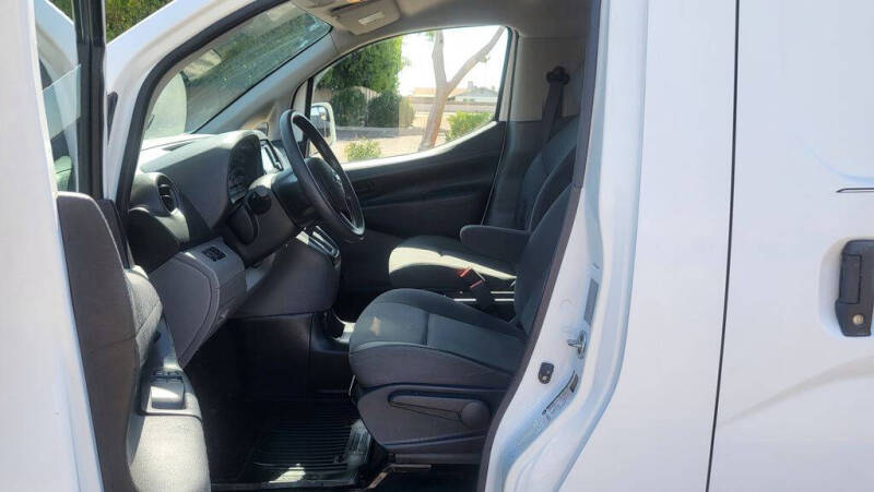 2017 Nissan NV200 SV