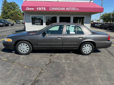 2010 Ford Crown Victoria for sale at Cunningham Motor Sales, Inc. in Urbana IL