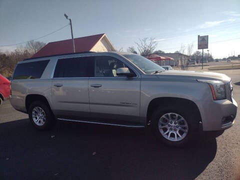 2015 GMC Yukon XL for sale at Auto Acceptance in Tupelo MS