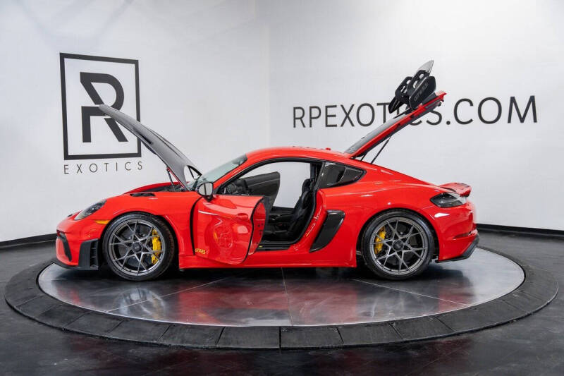 2024 Porsche 718 Cayman GT4 RS