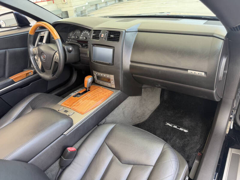 2004 Cadillac XLR