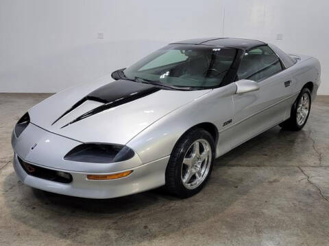 1996 Chevrolet Camaro for sale at PINGREE AUTO SALES INC in Crystal Lake IL