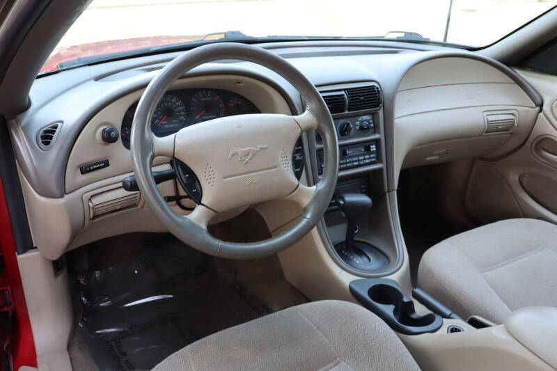 1999 Ford Mustang