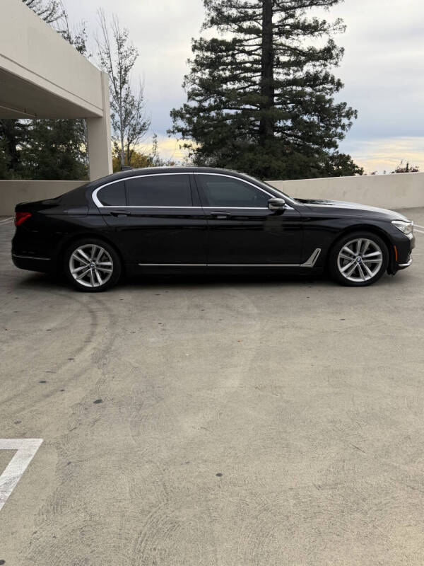 2018 BMW 7 Series 750i