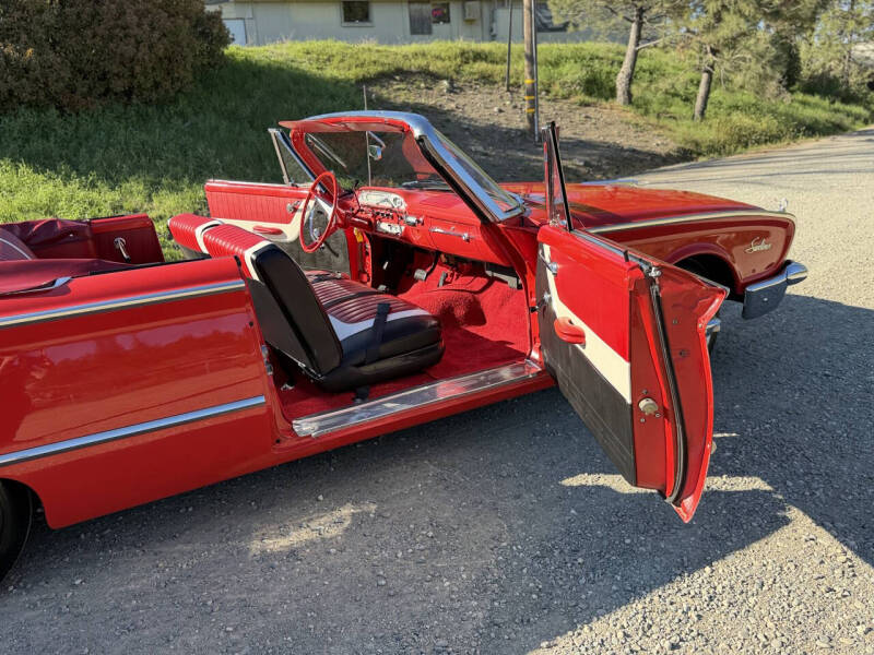 1960 Ford Sunliner
