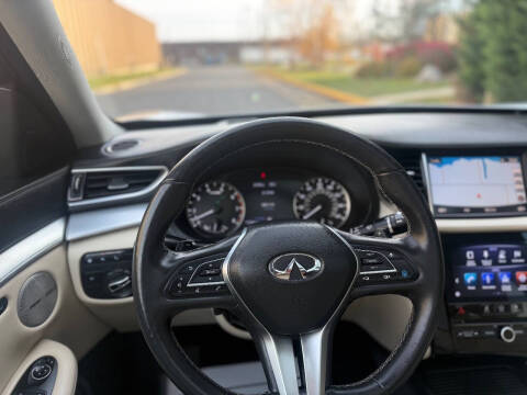 2019 Infiniti QX50 Essential