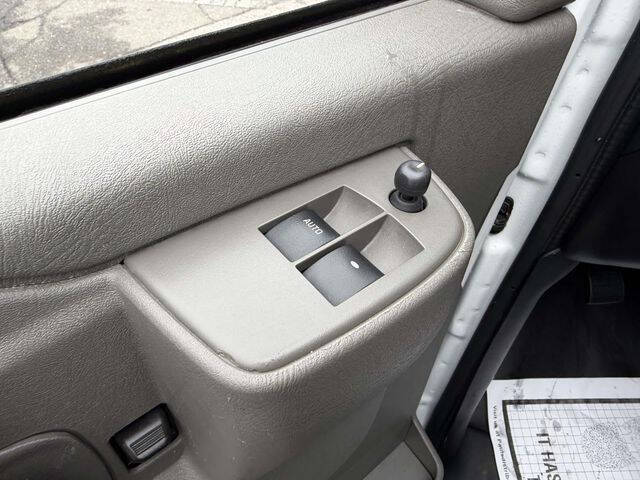 2024 GMC Savana 2500