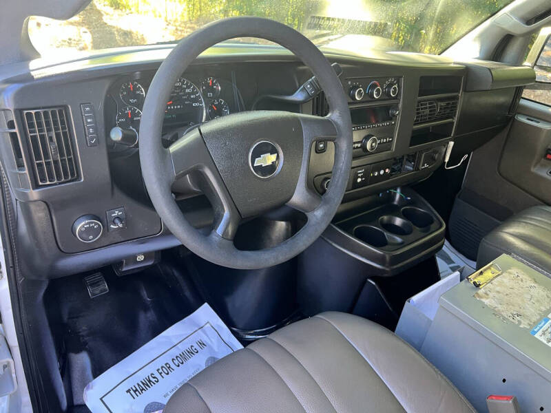 2017 Chevrolet Express 2500