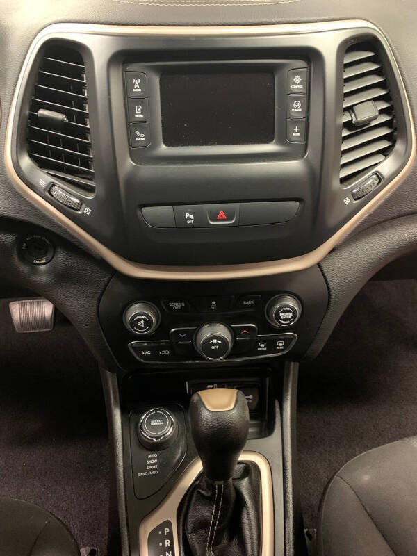 2018 Jeep Cherokee Latitude