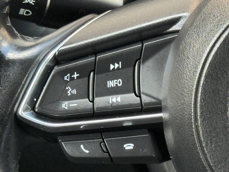 2017 Mazda MAZDA3 Touring